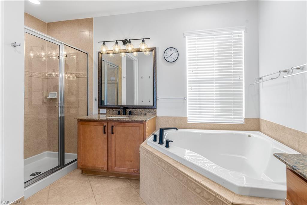 BOTANICA LAKES - Residential