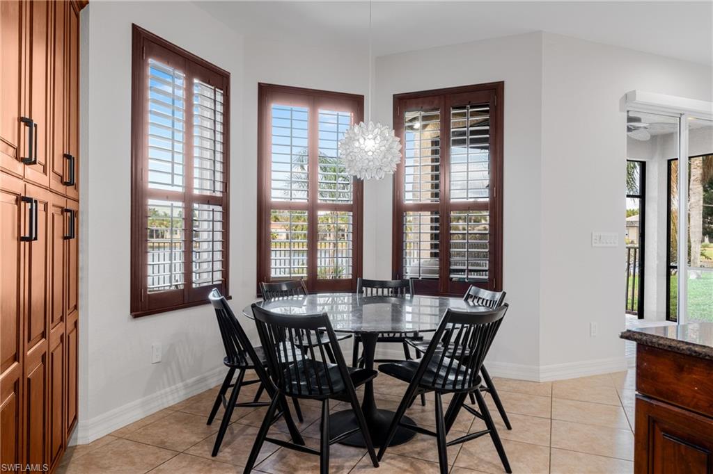 BOTANICA LAKES - Residential