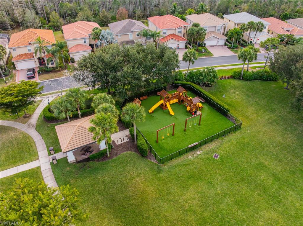 BOTANICA LAKES - Residential