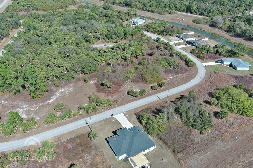 PORT CHARLOTTE - Land