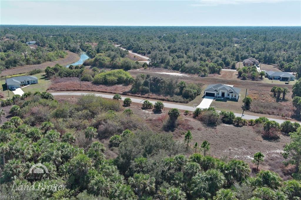 PORT CHARLOTTE - Land