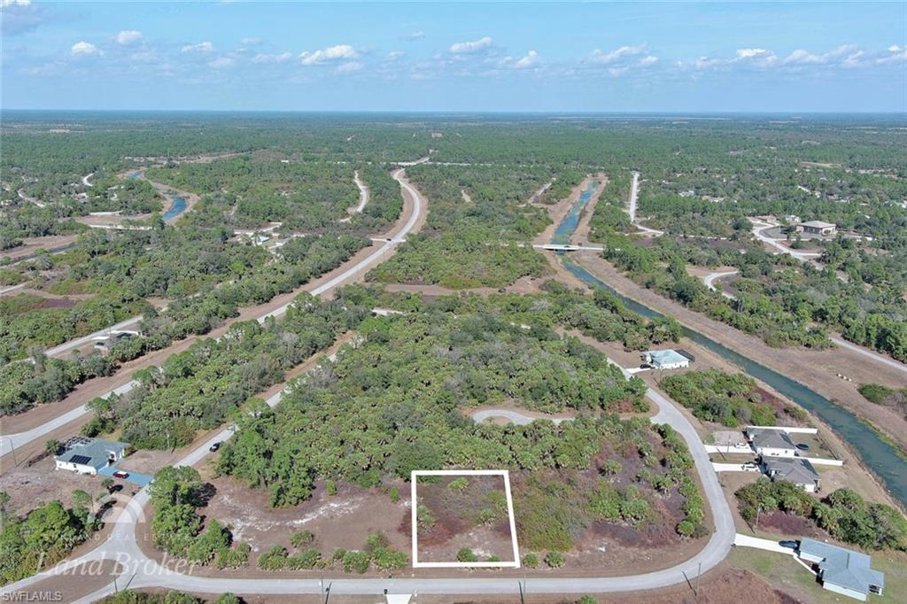 PORT CHARLOTTE - Land