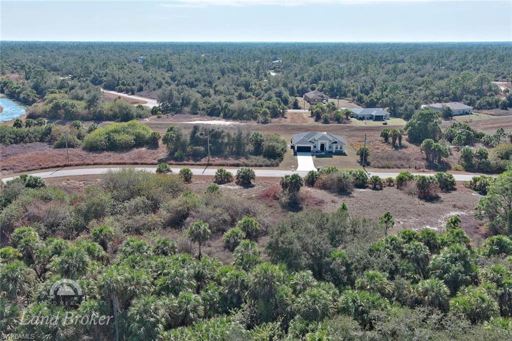 PORT CHARLOTTE - Land