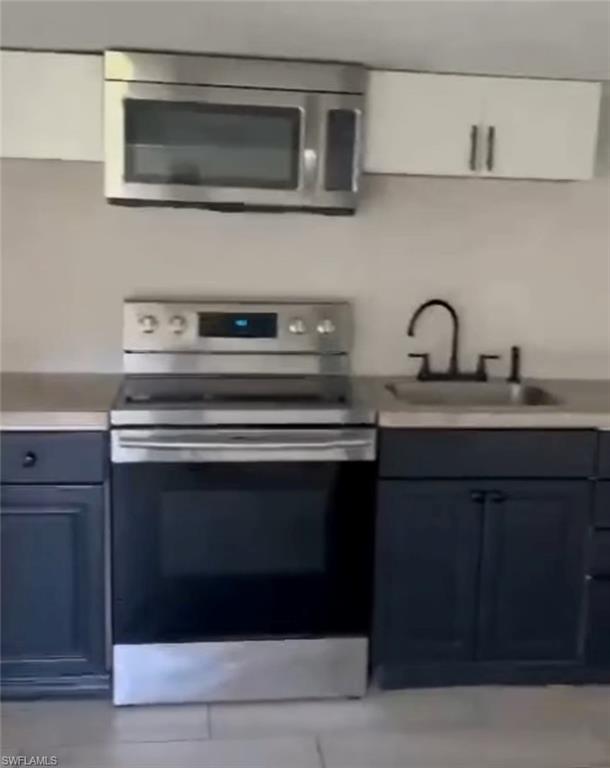 HENDRY ESTATES - Residential