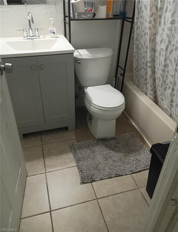 HENDRY ESTATES - Residential