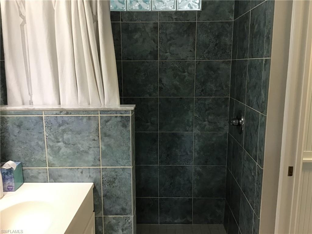 BUCCANEER INN CONDO - Residential