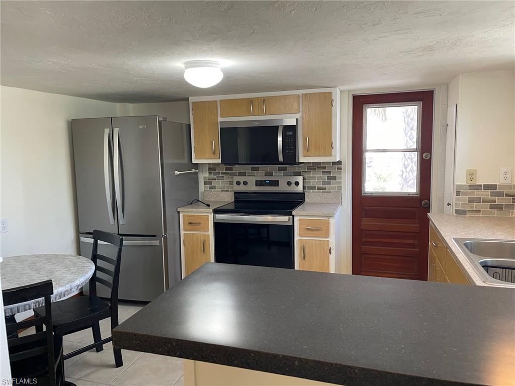 GULF HEIGHTS - Residential