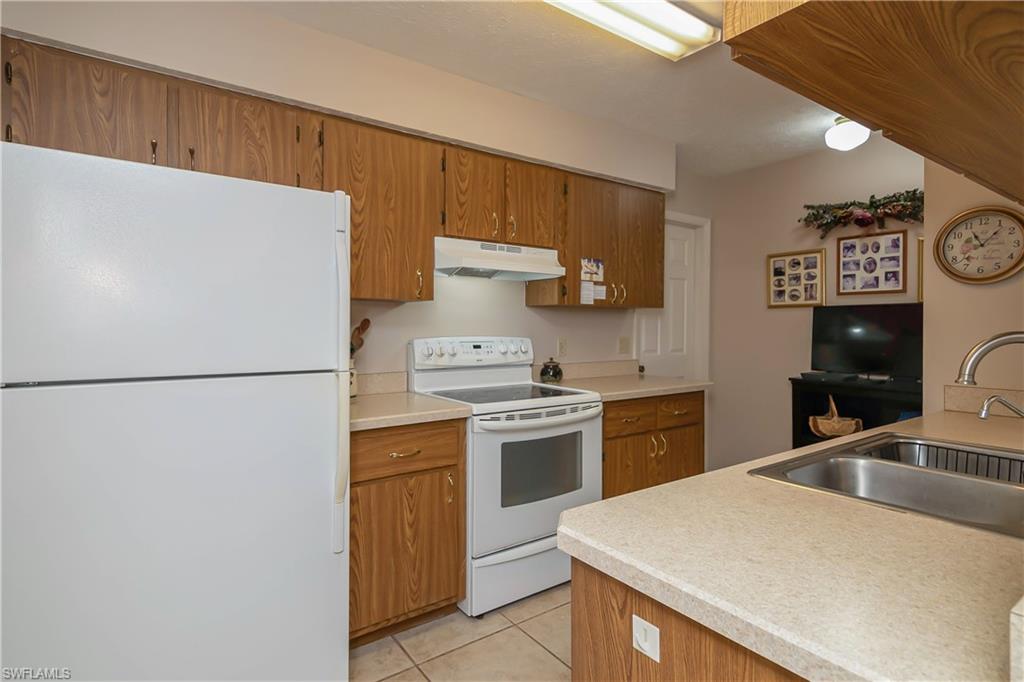 GOLDEN GATE CITY - Residential