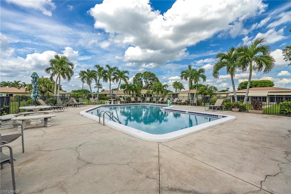 WHISKEY CREEK VILLAGE GREEN - Residential