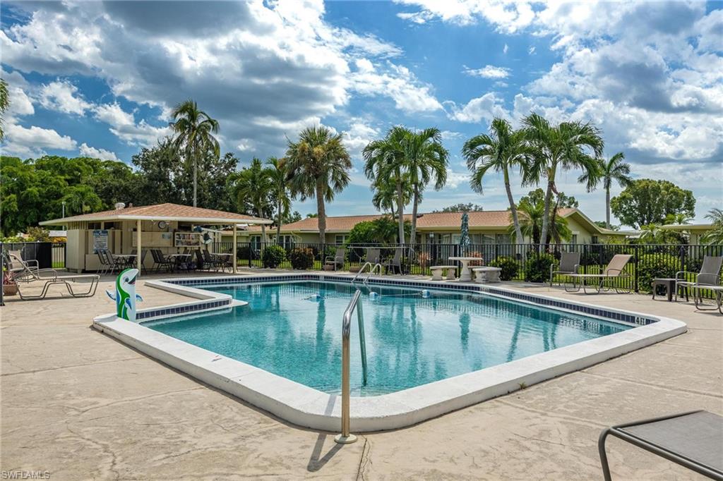 WHISKEY CREEK VILLAGE GREEN - Residential