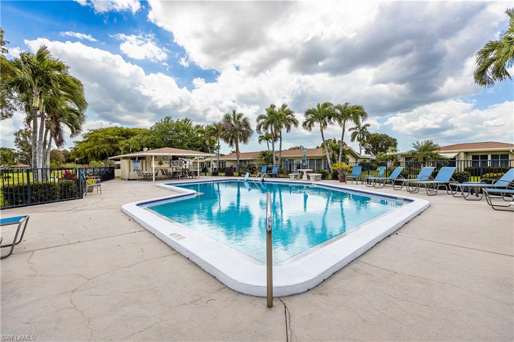 WHISKEY CREEK VILLAGE GREEN - Residential