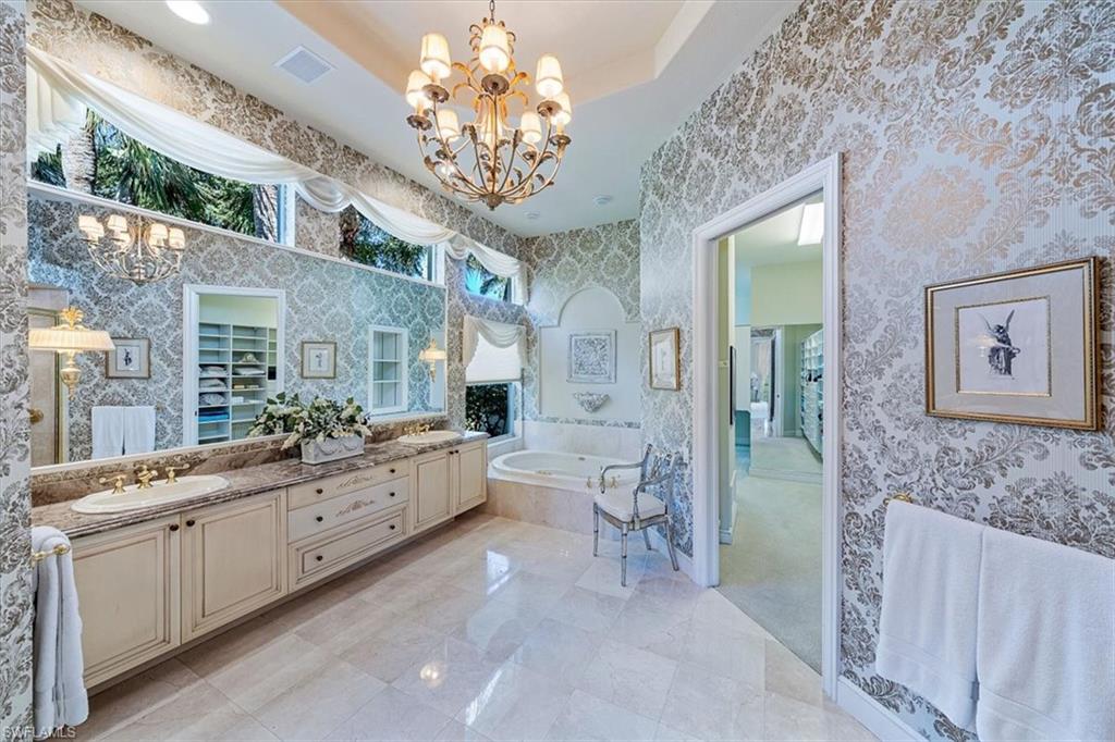 QUAIL WEST - Residential