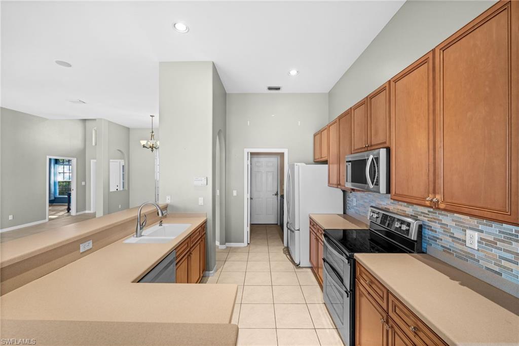 INDIGO LAKES - Residential