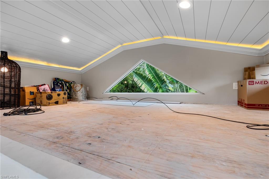 PELICAN LAKE RV RESORT - Land