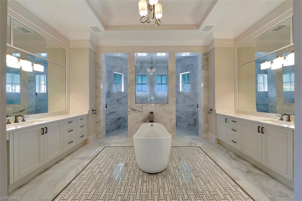 MOORINGS - Residential