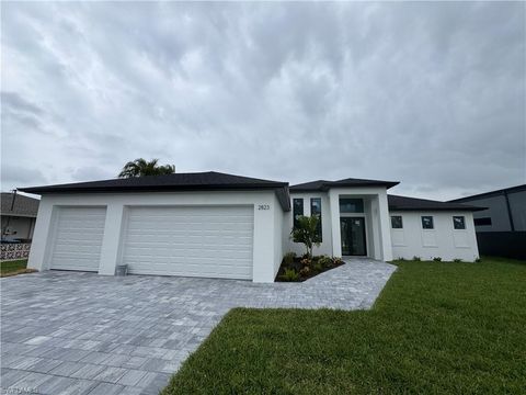 Single Family Residence in CAPE CORAL FL 2823 5th CT.jpg