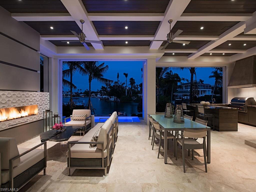 AQUALANE SHORES - Residential