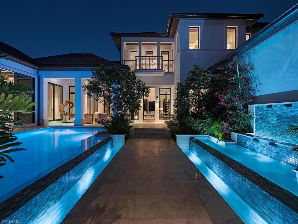 AQUALANE SHORES - Residential