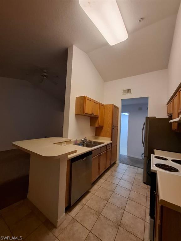 FAIRWAY PRESERVE - Residential Lease