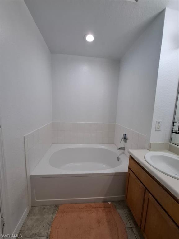 FAIRWAY PRESERVE - Residential Lease