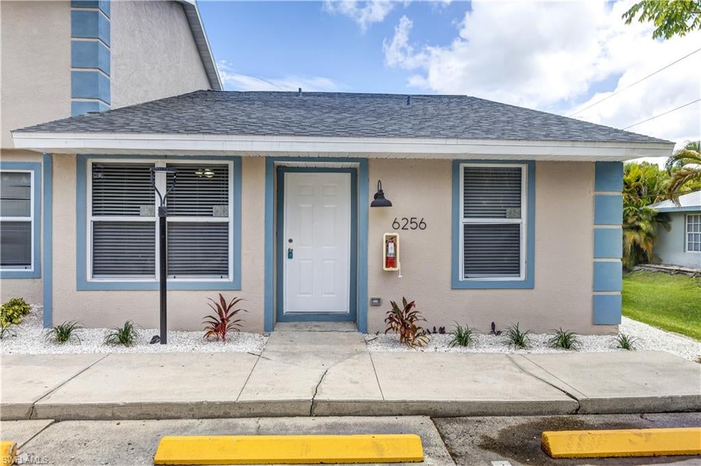 6240 Rattlesnake Hammock RD