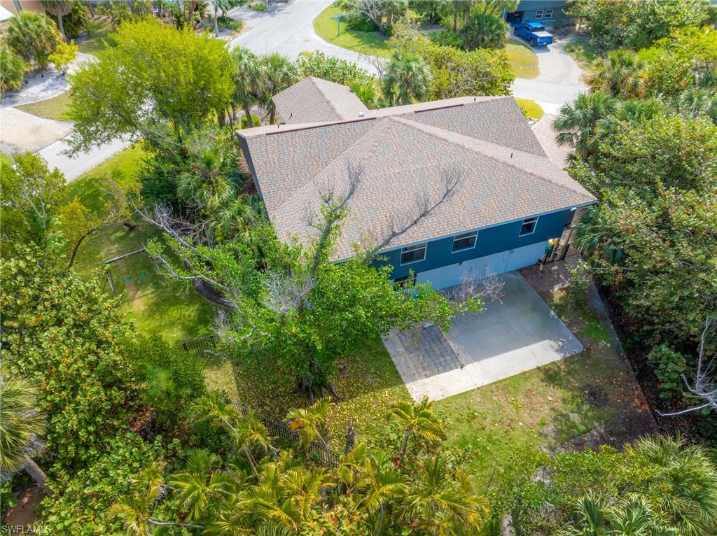 SANIBEL BAYOUS - Residential