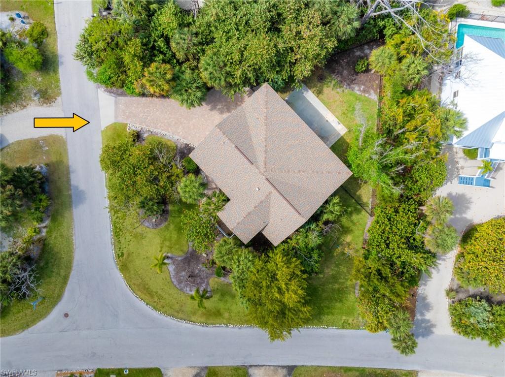 SANIBEL BAYOUS - Residential