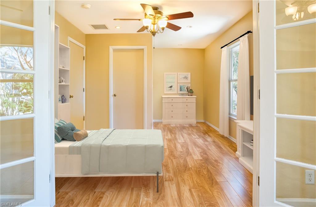 SANIBEL BAYOUS - Residential