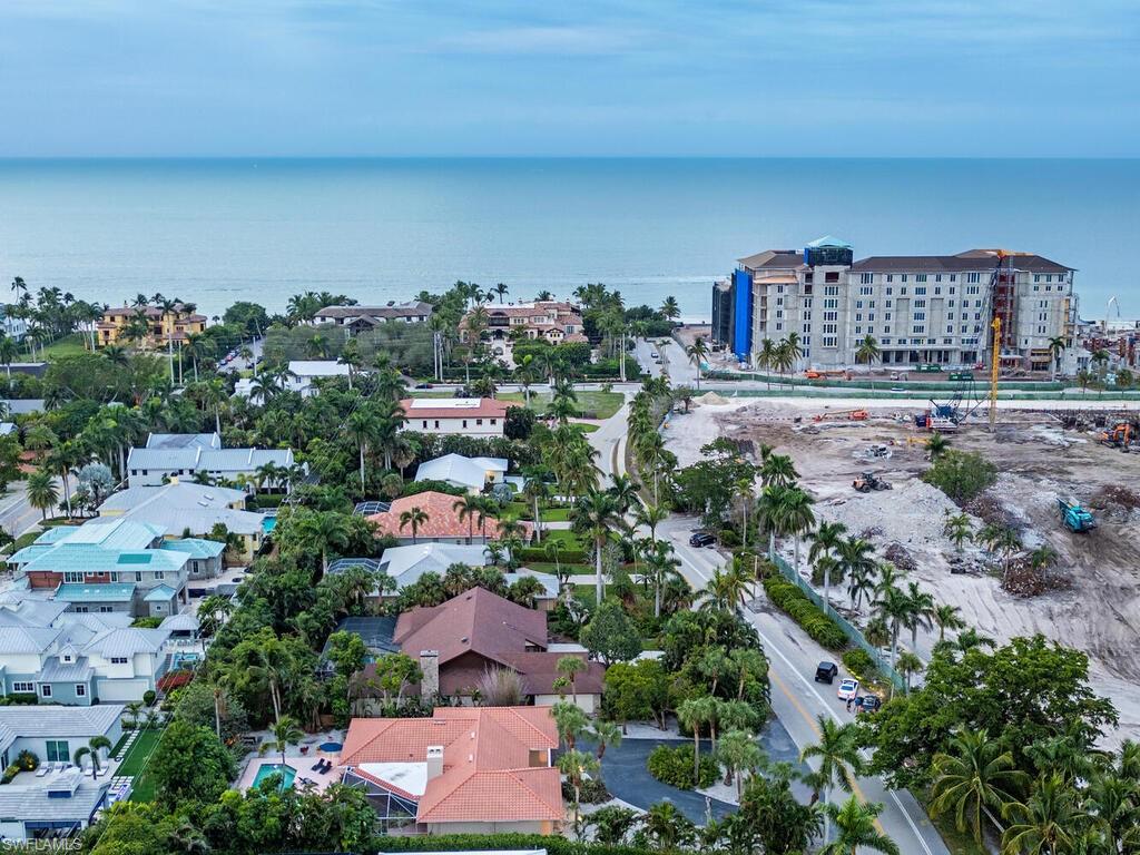 GOLF DRIVE ESTATES - Residential