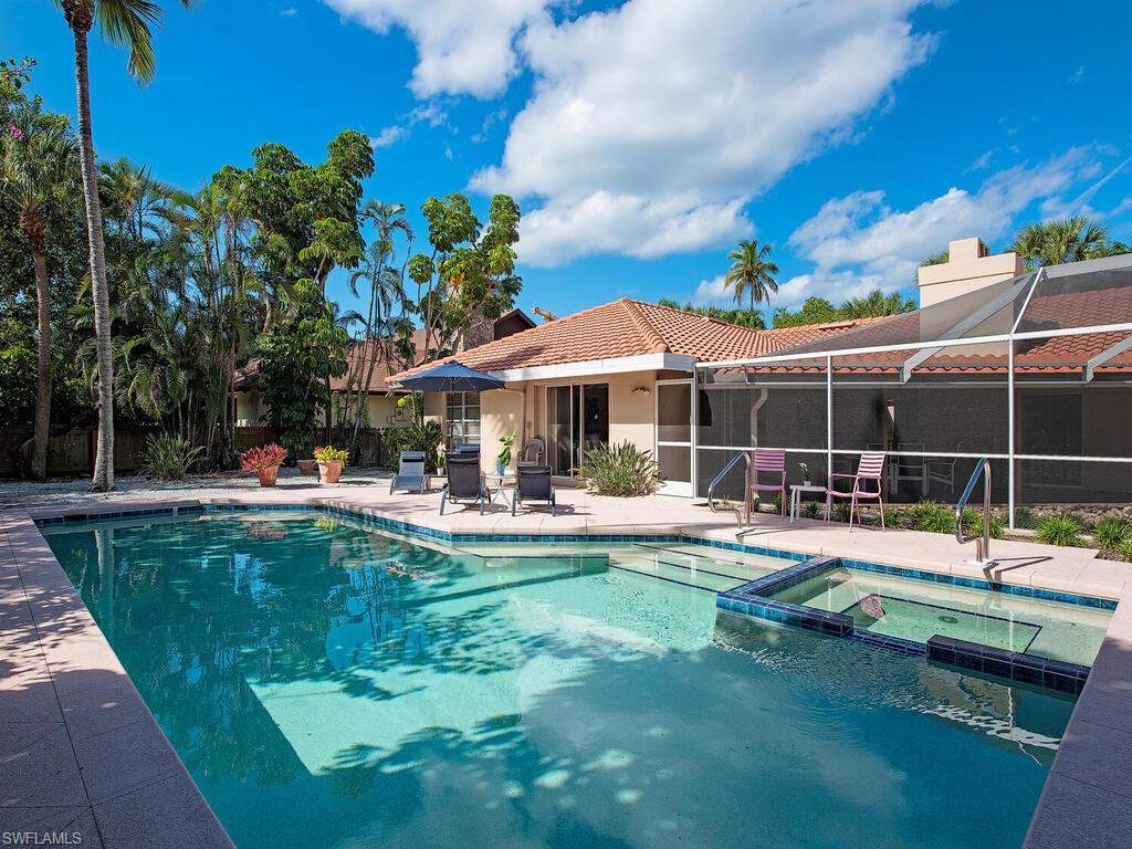 GOLF DRIVE ESTATES - Residential