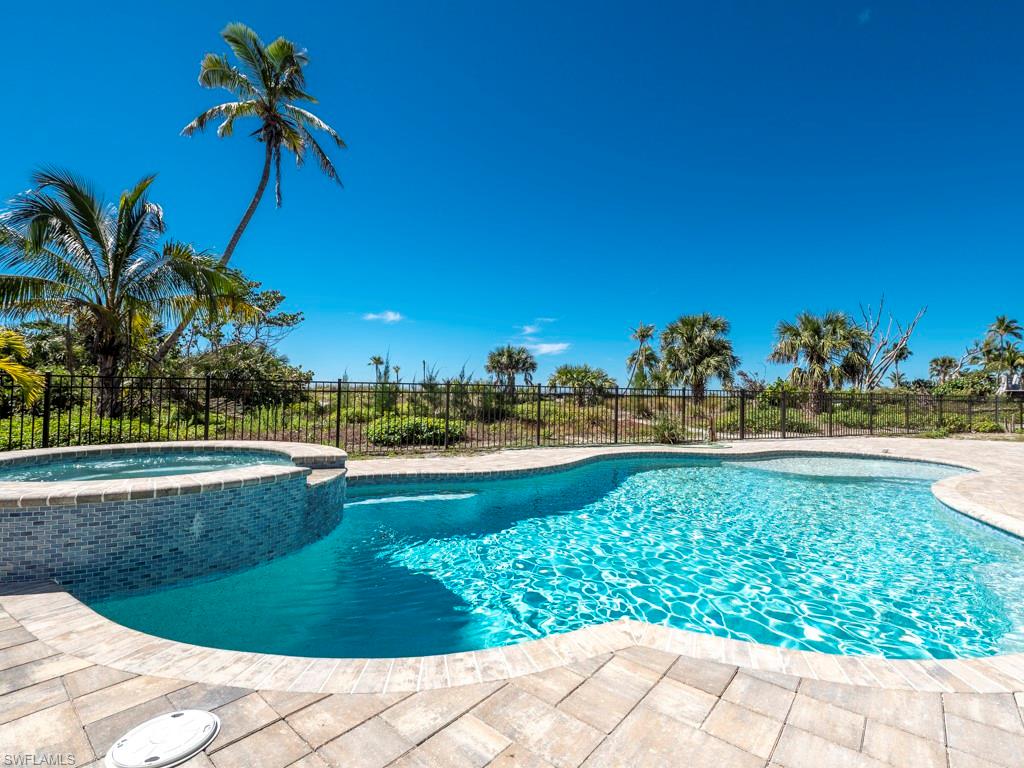 CHATEAUX SUR MER UNREC - Residential