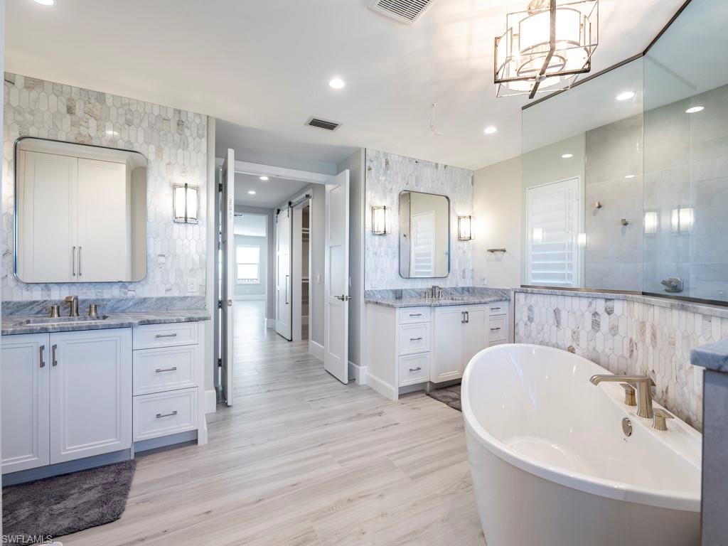 CHATEAUX SUR MER UNREC - Residential