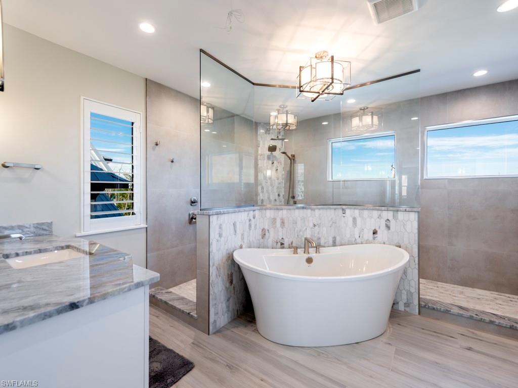 CHATEAUX SUR MER UNREC - Residential