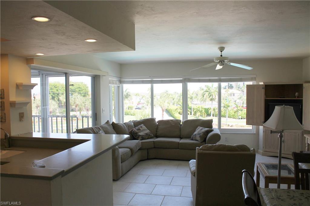 SOUTHERN BREEZE GARDENS - Residential