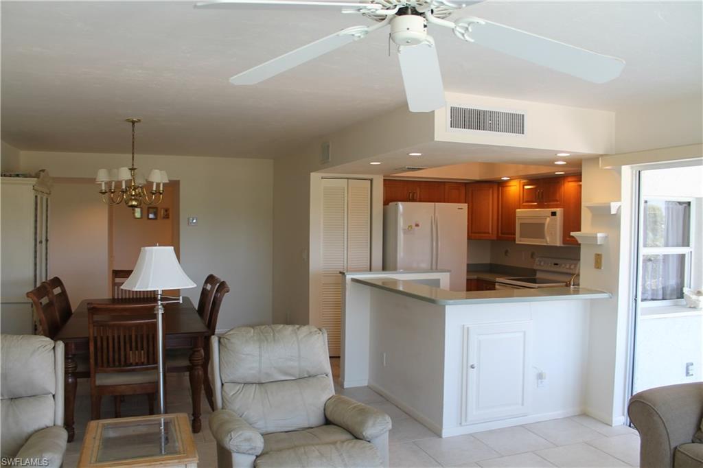 SOUTHERN BREEZE GARDENS - Residential