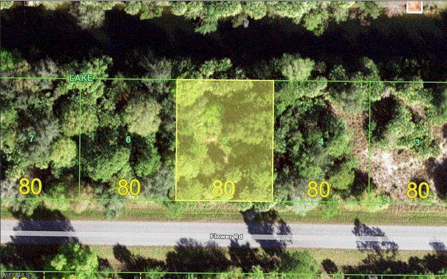 Waterfront buildable lot in close proximity to Downtown Punta Gorda and quick access to US41. Not in a flood zone. Survey will be provided to buyer. Perfect area to build your new home!