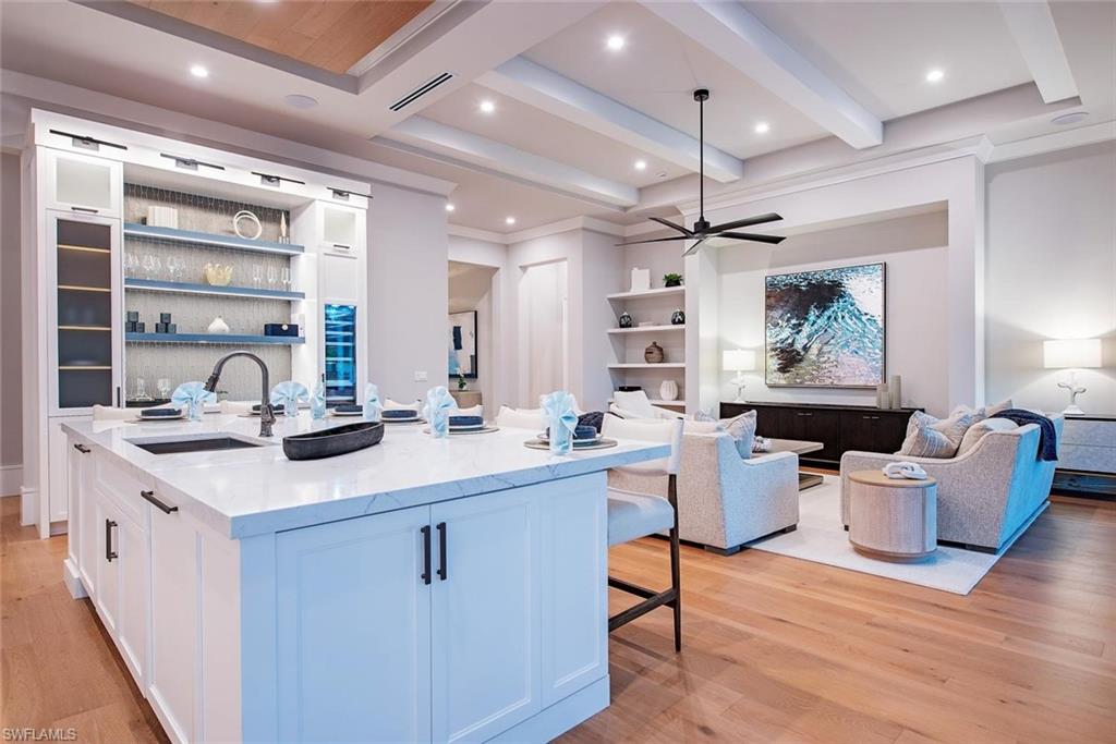 ROYAL HARBOR - Residential