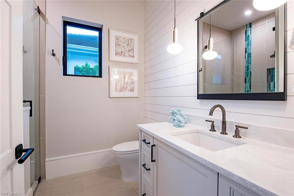 ROYAL HARBOR - Residential