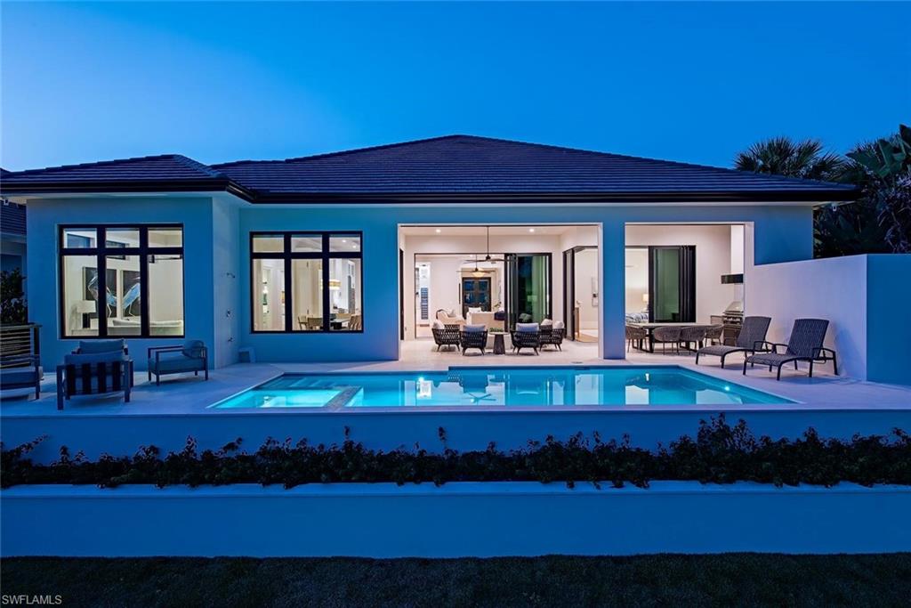 ROYAL HARBOR - Residential