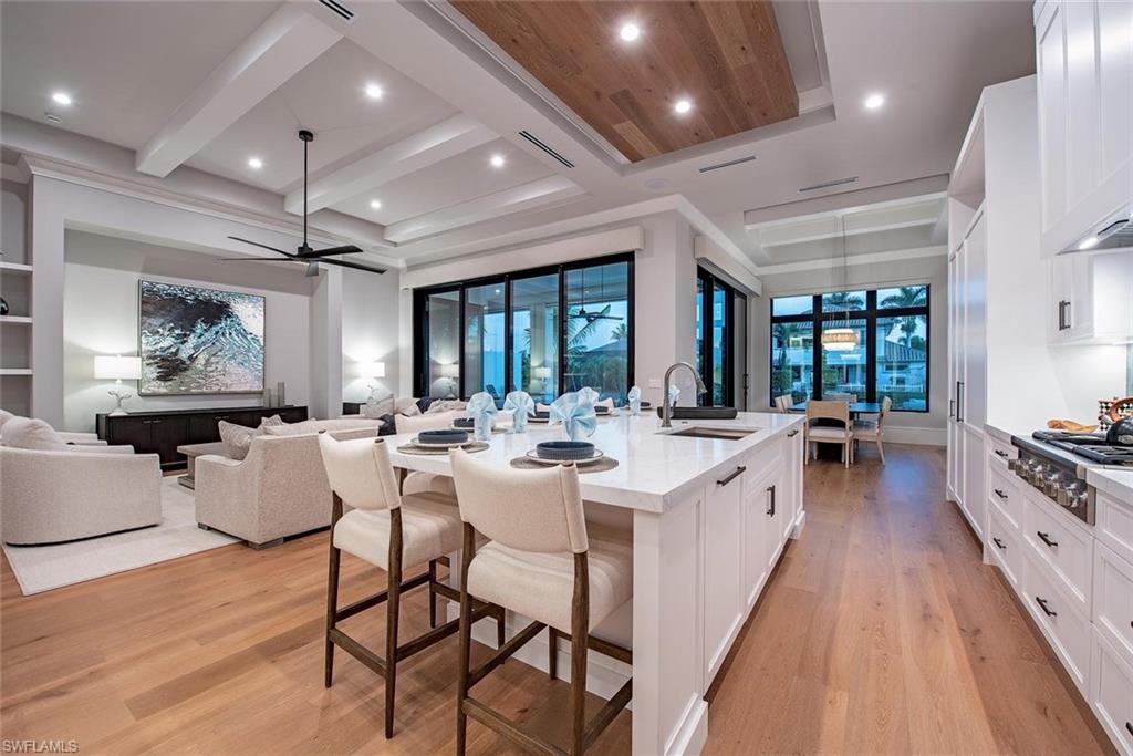 ROYAL HARBOR - Residential