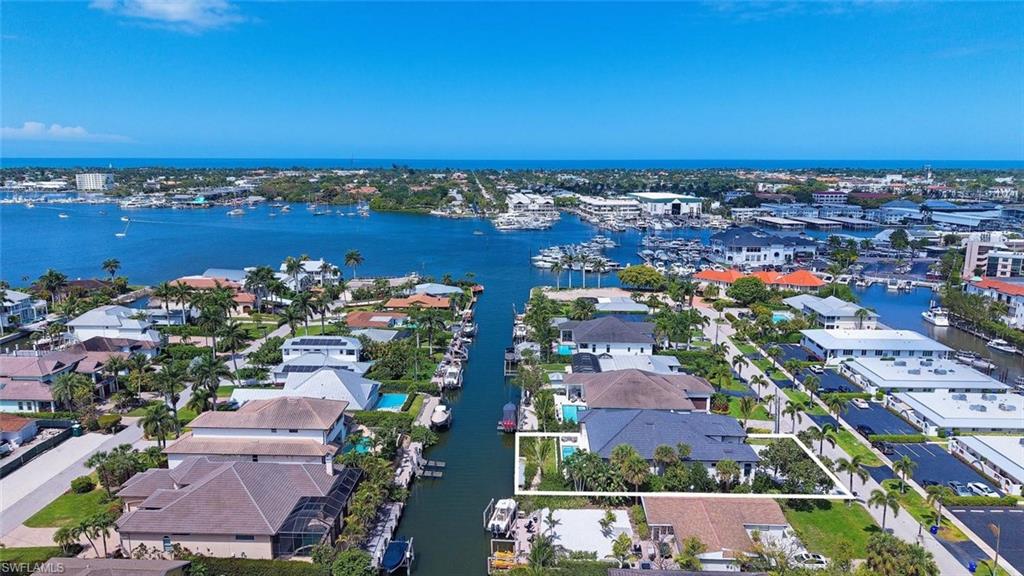 ROYAL HARBOR - Residential