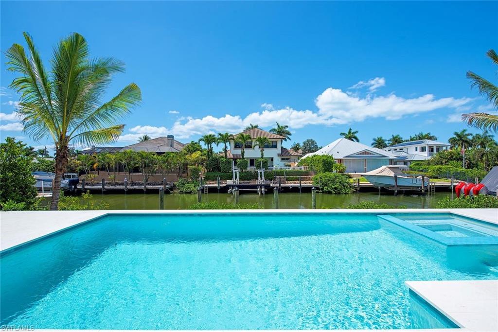 ROYAL HARBOR - Residential