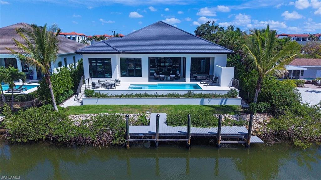 ROYAL HARBOR - Residential