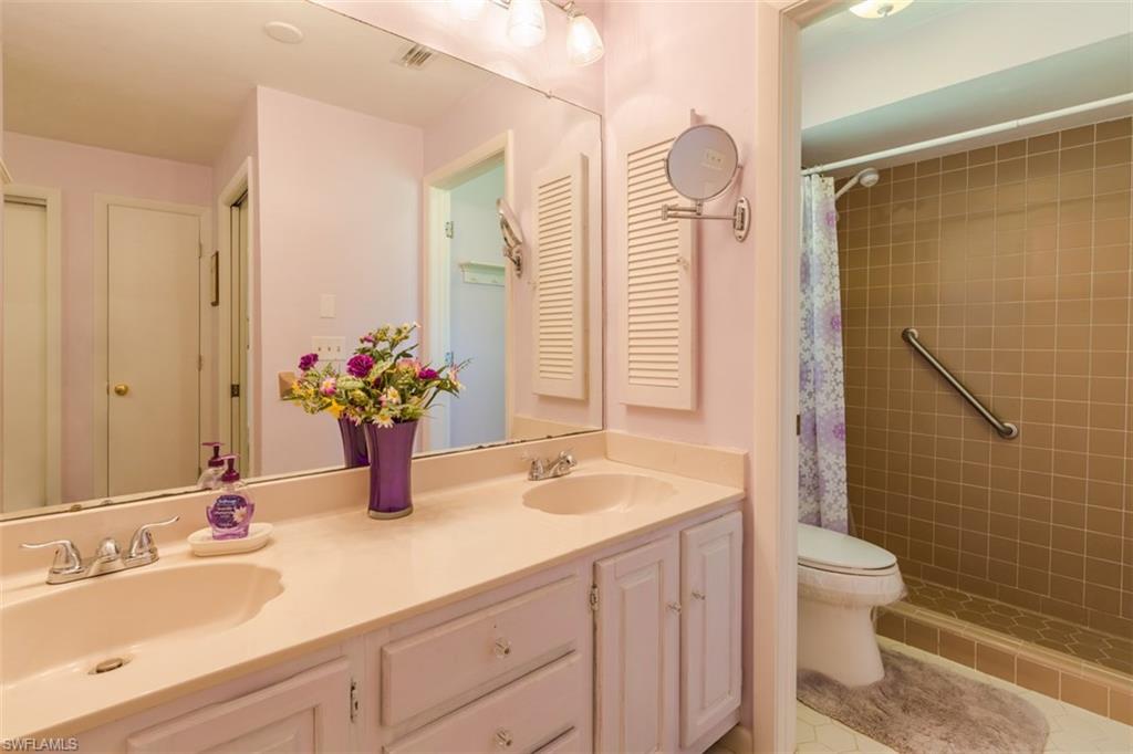 WYLDEWOOD LAKES CONDO - Residential