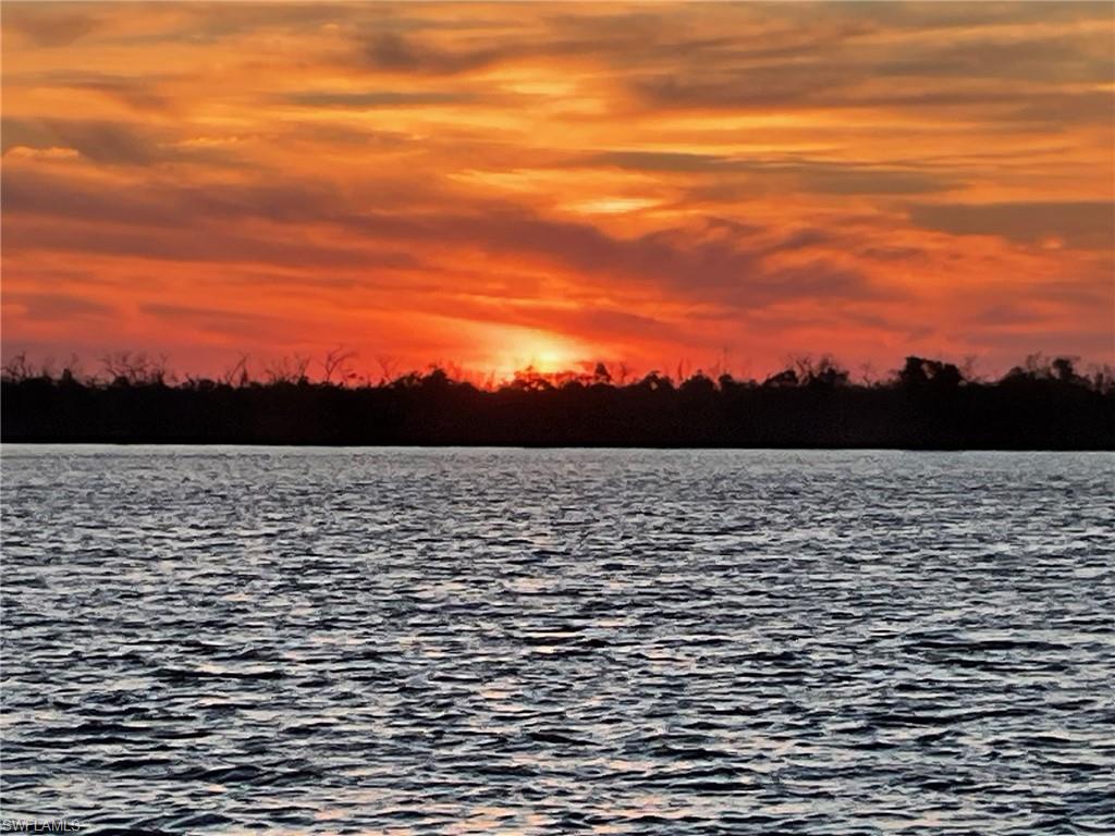 ISLAND HARBORS - Residential