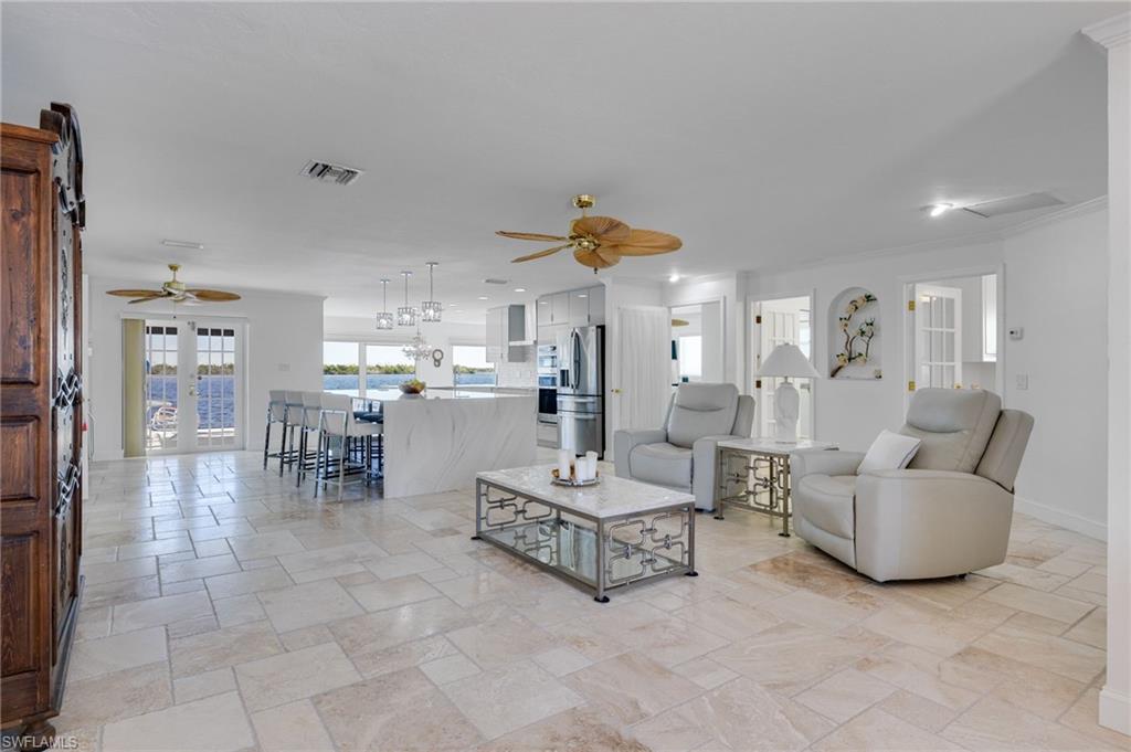 ISLAND HARBORS - Residential