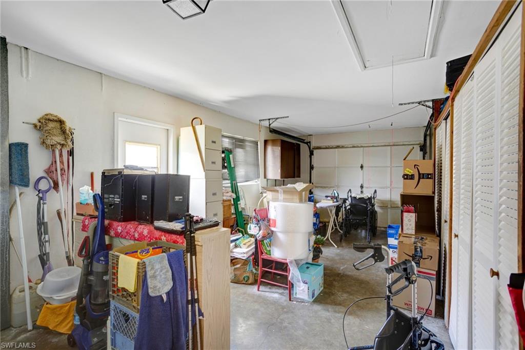 NAPLES PARK - Residential