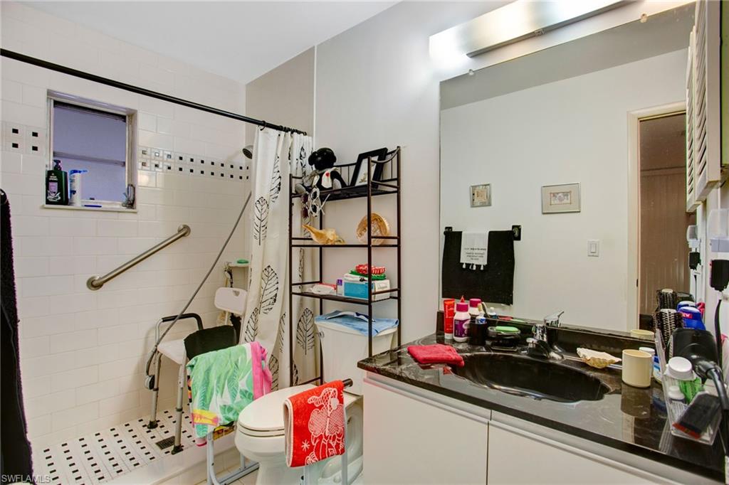 NAPLES PARK - Residential