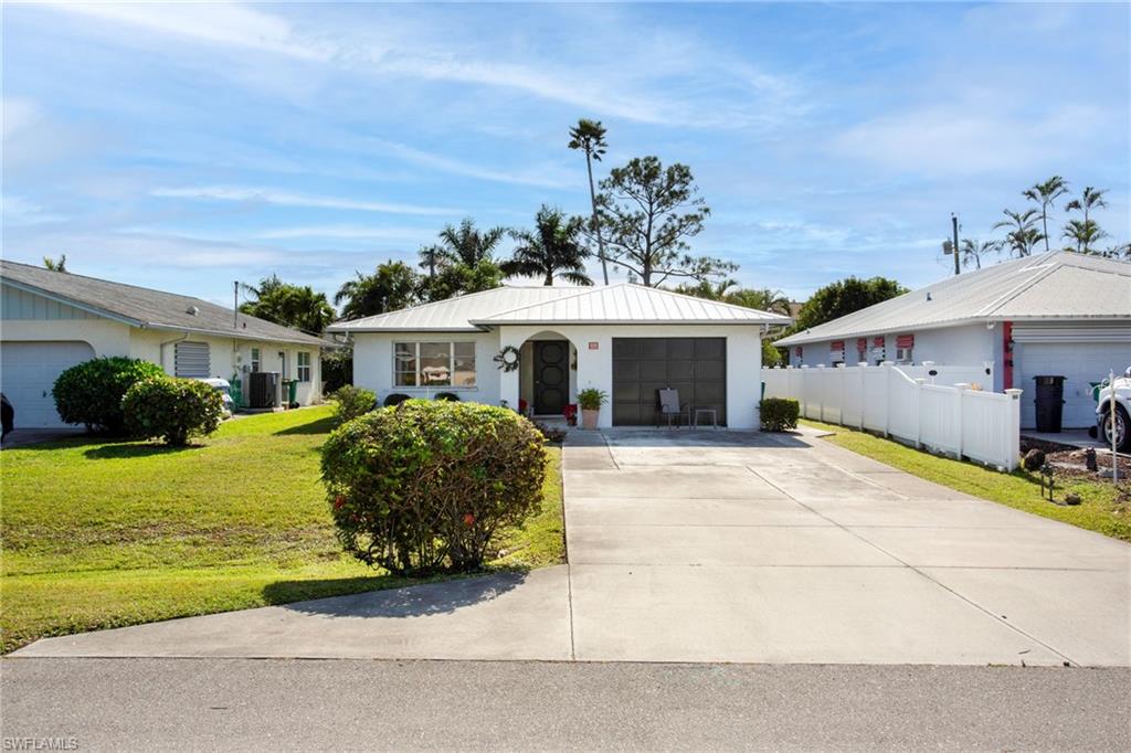 NAPLES PARK - Residential