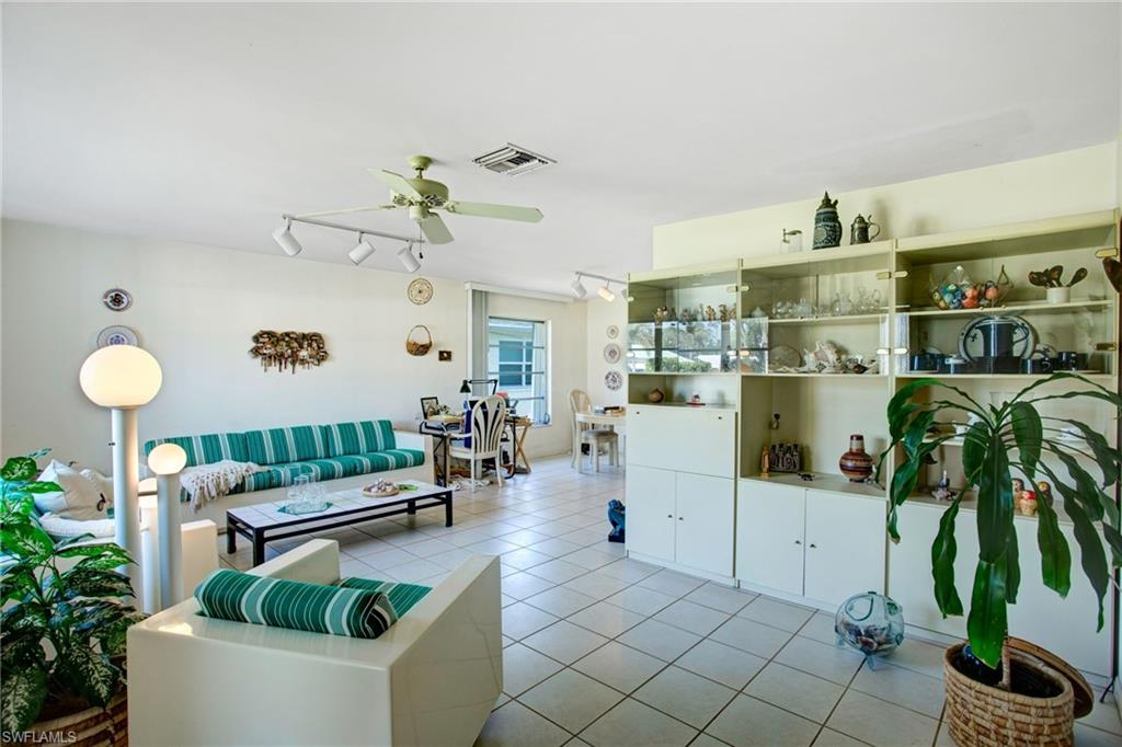 NAPLES PARK - Residential